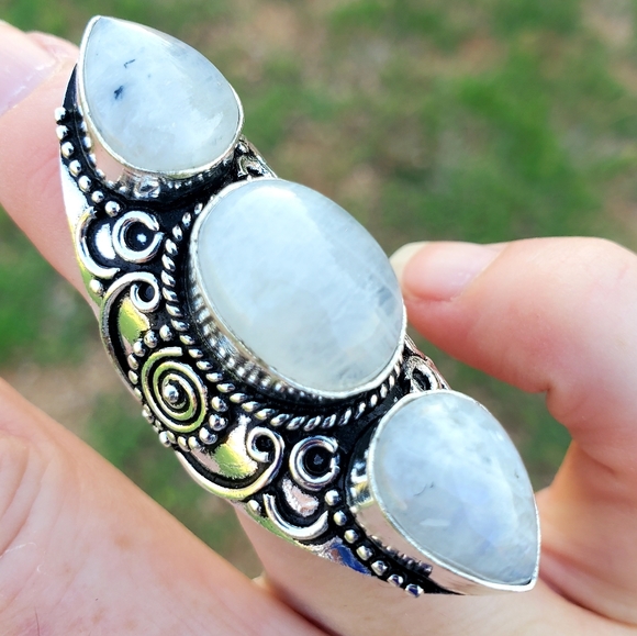 New Rainbow Moonstone 925 Silver Statement Ring. - Picture 7 of 12